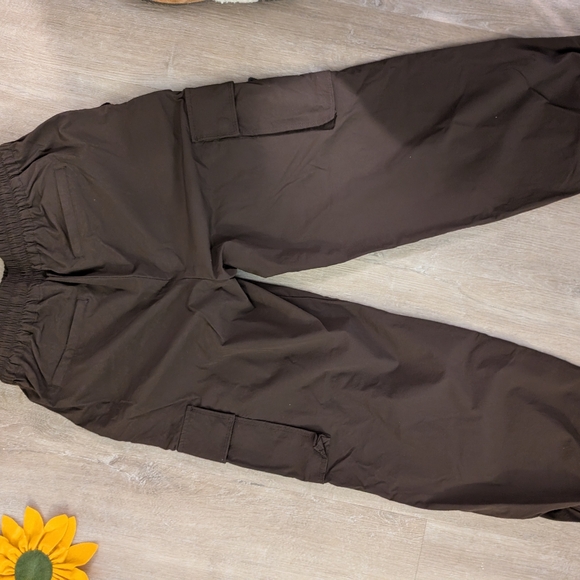 Fabletics brown cargo pants - Picture 4 of 7